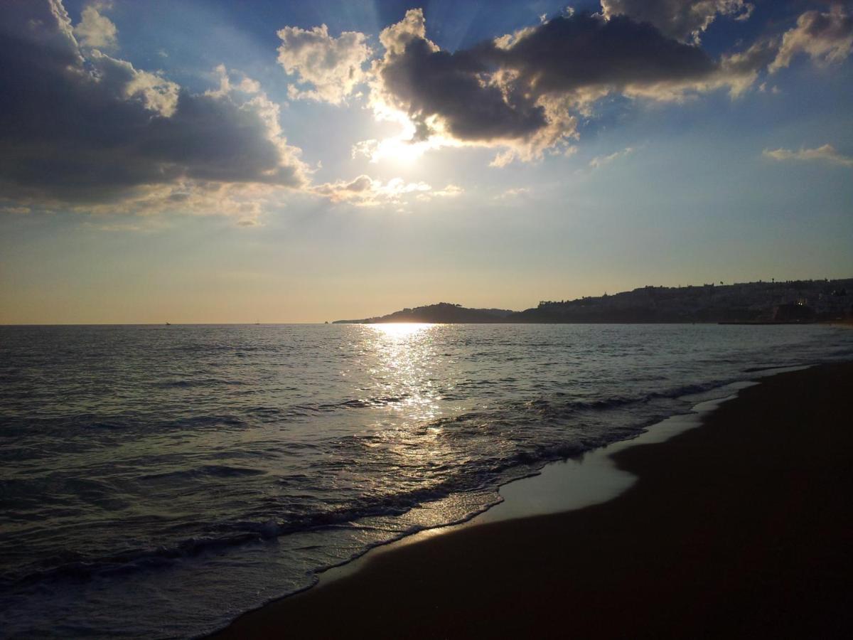 Tamatramas Bed and Breakfast Albufeira Buitenkant foto